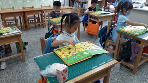 週五晨間英語自主學習--點讀書.jpg