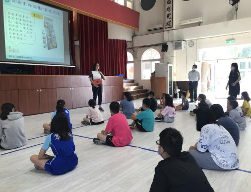 週四晨間閱讀活動--圖書館利用教育.JPG